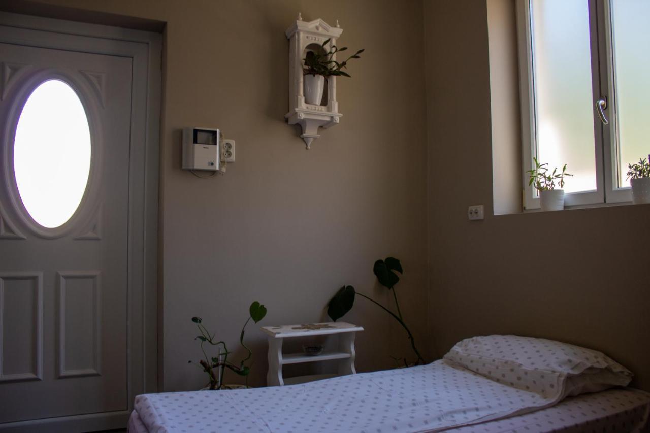 Yox Apartment 1 Oradea Exterior foto